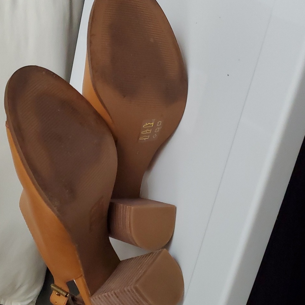 Shoes - Picture 3 of 3